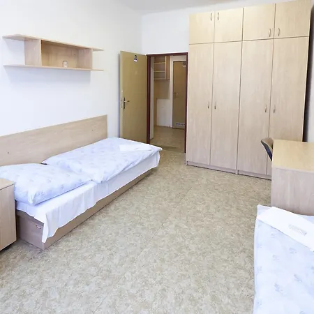 Dejvicka ホステル *